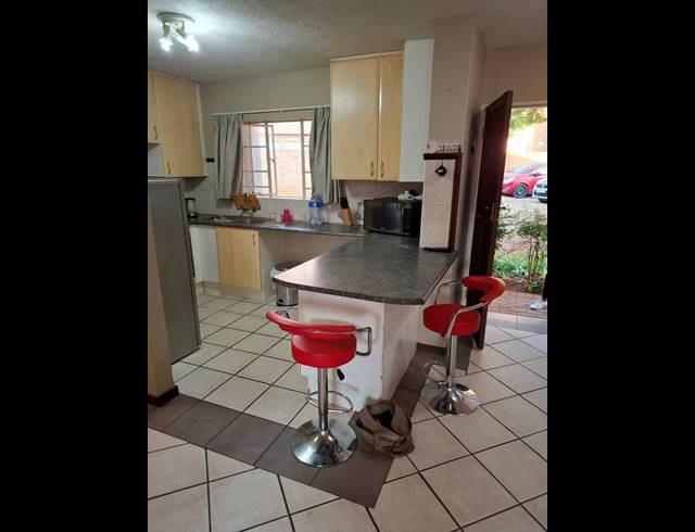2 BEDROOM PROPERTY TO RENT IN OLYMPUS AH